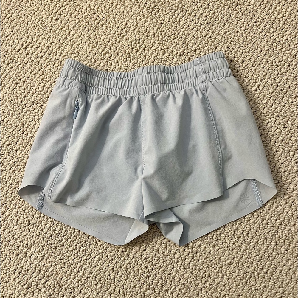 Athleta Girls Heart The Hustle 2.5” Shorts - Size S